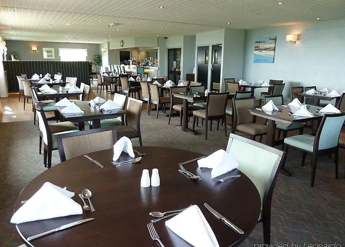 Hunley Golf Club Hotel