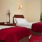Hunley Golf Club 3*